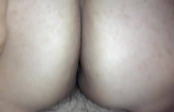 20 aninhos dando o cu