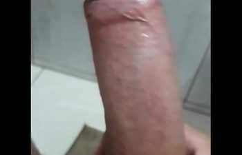 Velha trepando com novinho