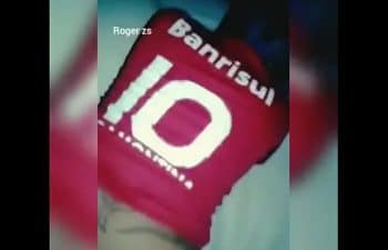 Viado dando o cu